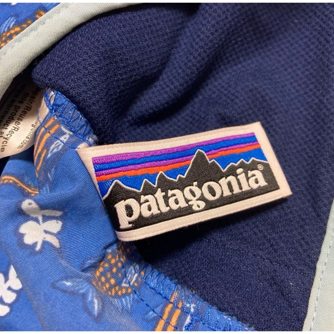 patagonia(パタゴニア)のpatagonia　ベビー　バギーズジャケット4T  キッズ/ベビー/マタニティのキッズ服男の子用(90cm~)(ジャケット/上着)の商品写真