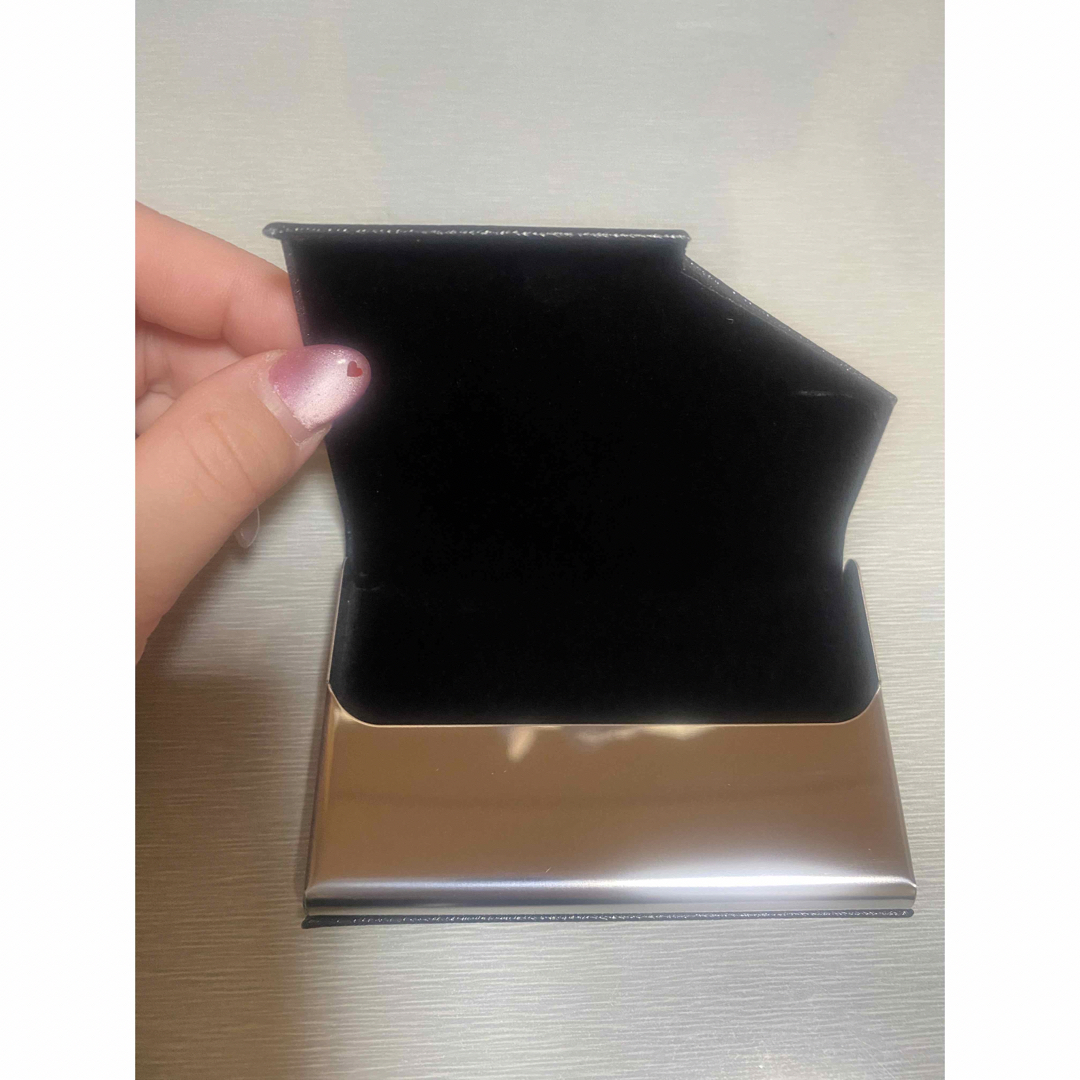 【未使用】　名刺入れ　カードケース　黒 メンズのファッション小物(名刺入れ/定期入れ)の商品写真