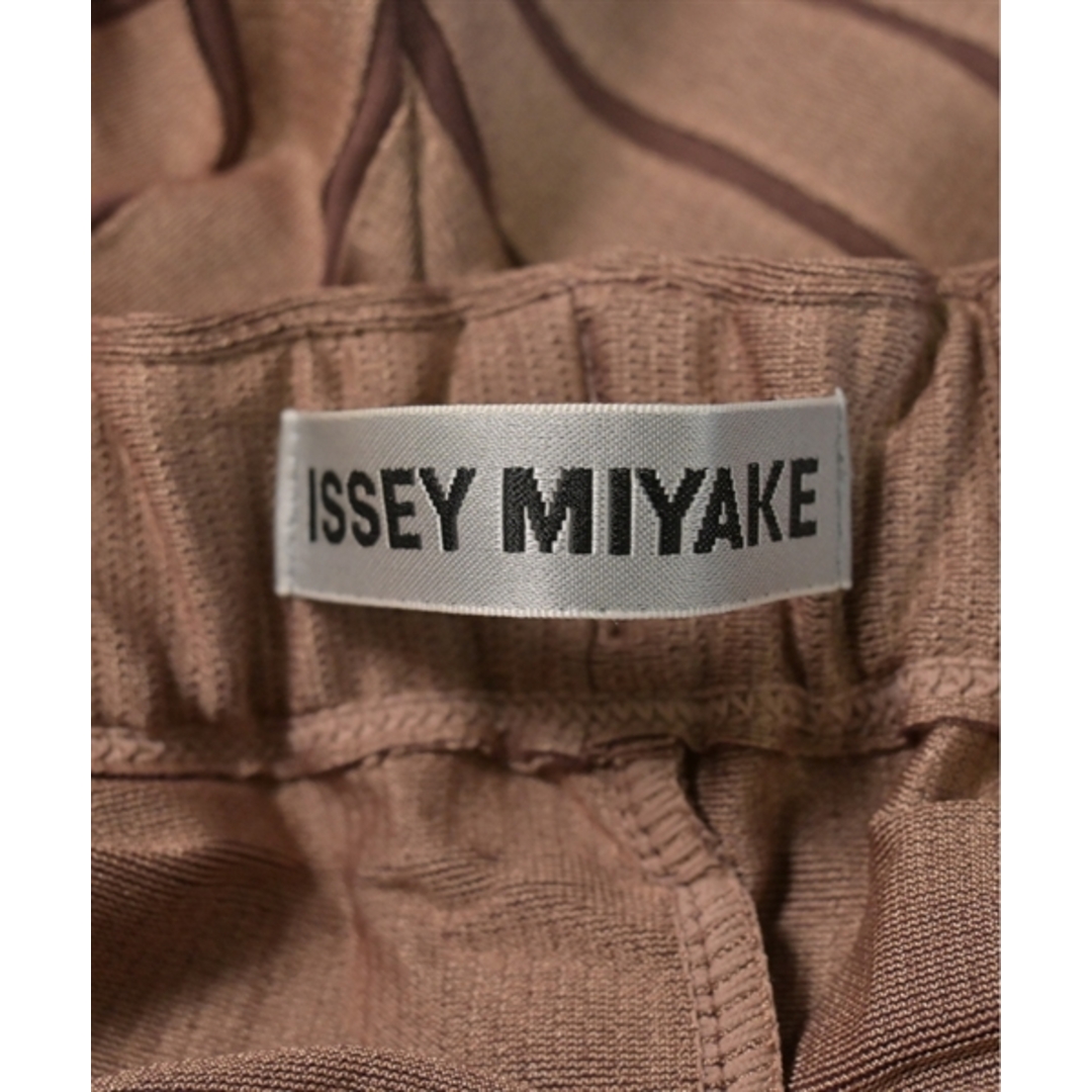 ISSEY MIYAKE(イッセイミヤケ)のISSEY MIYAKE パンツ（その他） 1(S位) 【古着】【中古】 レディースのパンツ(その他)の商品写真