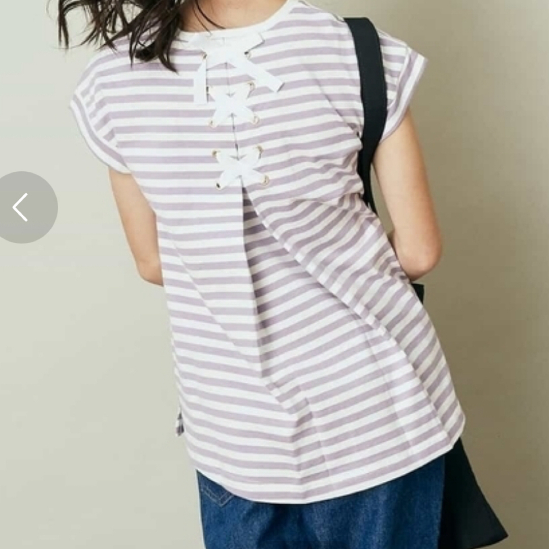 a.v.v(アーヴェヴェ)のバックレースアップTシャツ キッズ/ベビー/マタニティのキッズ服女の子用(90cm~)(Tシャツ/カットソー)の商品写真