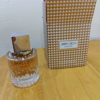 ジミーチュウ(JIMMY CHOO)のジミーチュウイシリットオードパルファム(香水(女性用))