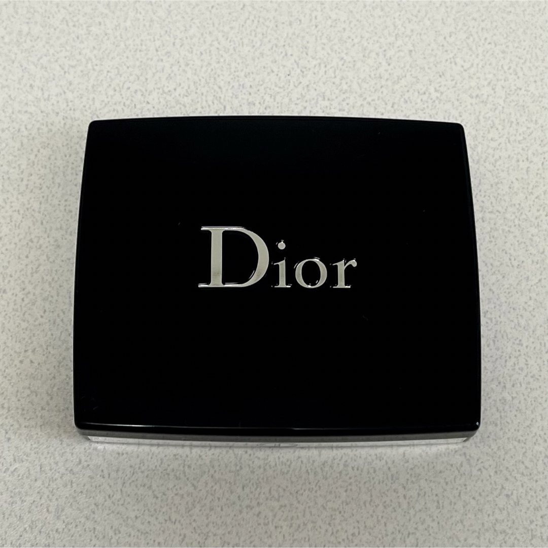 Dior(ディオール)の《ほぼ未使用》ディオールスキン ルージュ ブラッシュ　959シャーネル サテン コスメ/美容のベースメイク/化粧品(チーク)の商品写真