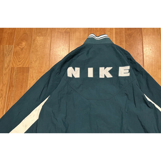 ナイキ(NIKE)の90年代　白タグ　希少　ナイロンジャケット　プルオーバー　アノラック　深緑　M(ナイロンジャケット)