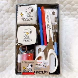 スヌーピー(SNOOPY)のスヌーピー　ソーイングセット　お裁縫道具(生地/糸)