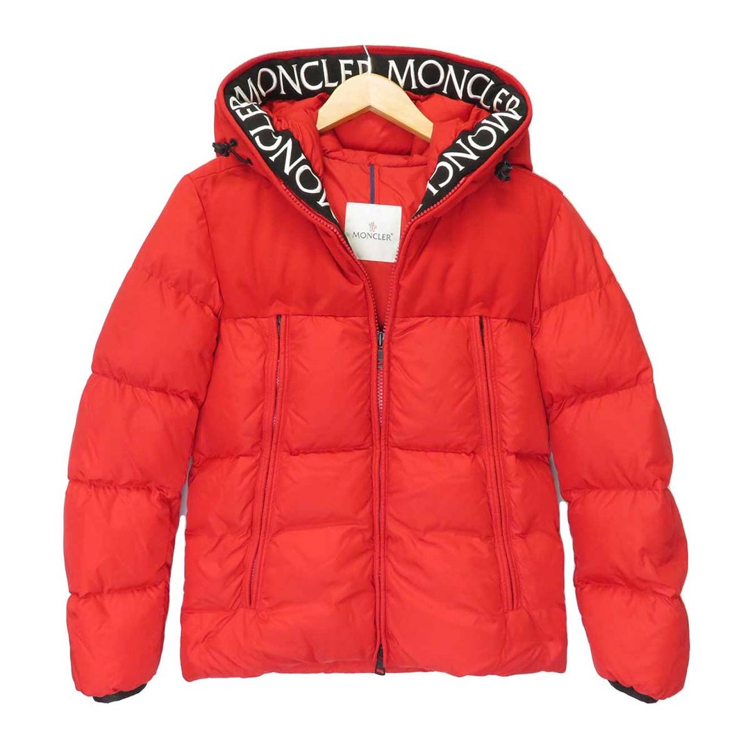 MONCLER(モンクレール)のモンクレール MONTCLAR モンクラー ダウンジャケット 41320 85 68352 メンズ レッド MONCLER 【中古】 【アパレル・小物】 メンズのジャケット/アウター(その他)の商品写真