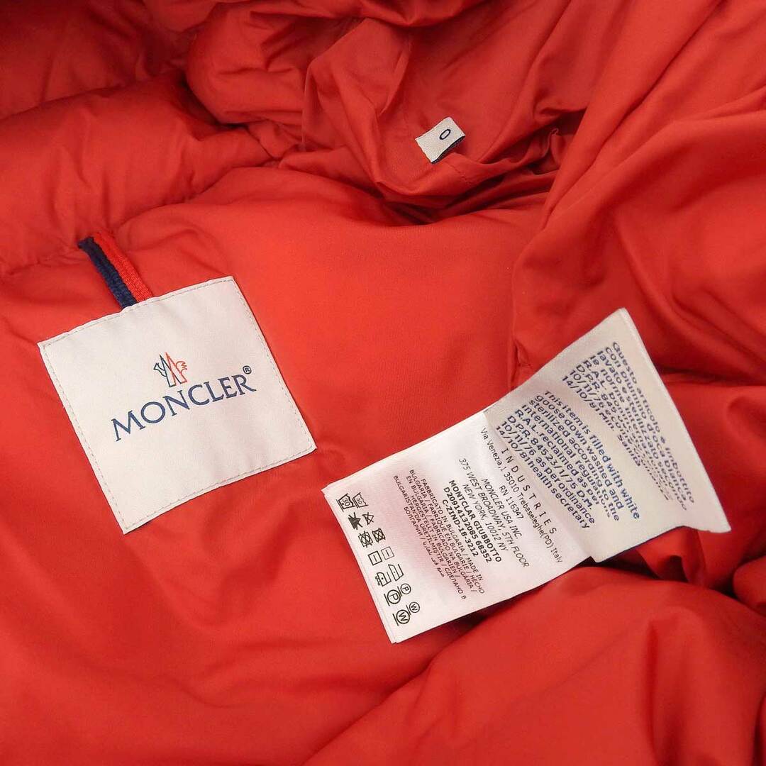 MONCLER(モンクレール)のモンクレール MONTCLAR モンクラー ダウンジャケット 41320 85 68352 メンズ レッド MONCLER 【中古】 【アパレル・小物】 メンズのジャケット/アウター(その他)の商品写真