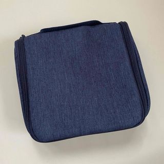 ムジルシリョウヒン(MUJI (無印良品))の無印良品　吊るして使える洗面用具ケース　ネイビー(旅行用品)