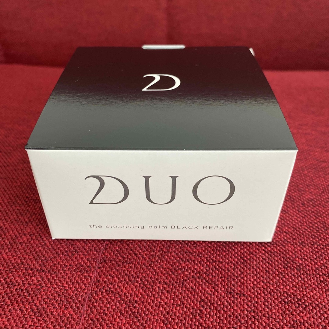 DUO(デュオ)のデュオ ザクレンジングバームブラックリペア 90g 黒 コスメ/美容のスキンケア/基礎化粧品(クレンジング/メイク落とし)の商品写真