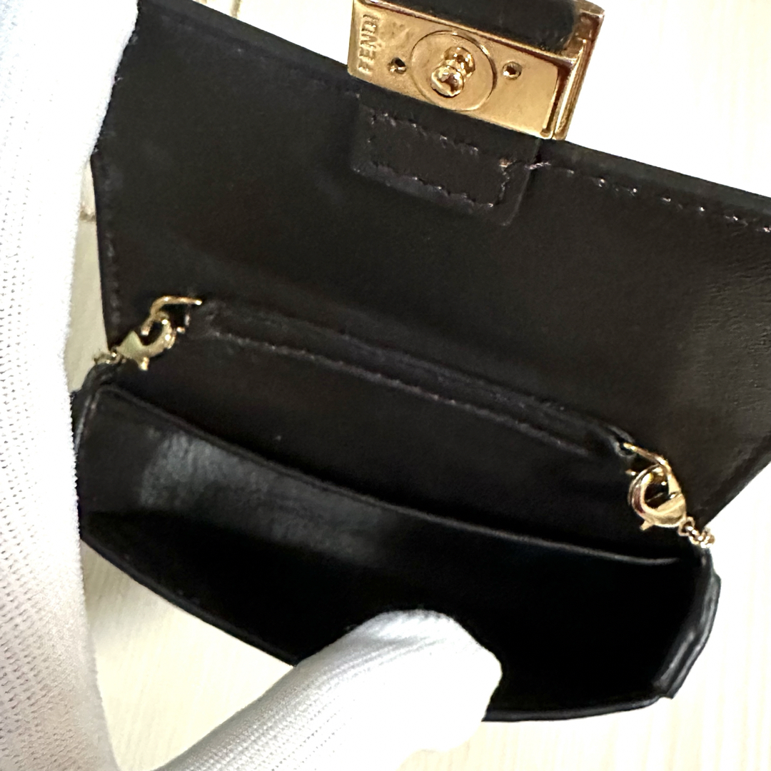 FENDI(フェンディ)の【早い者勝ち♡正規品美品】フェンディ　ナノ　バゲットチャーム　fendi　ズッカ レディースのバッグ(ショルダーバッグ)の商品写真