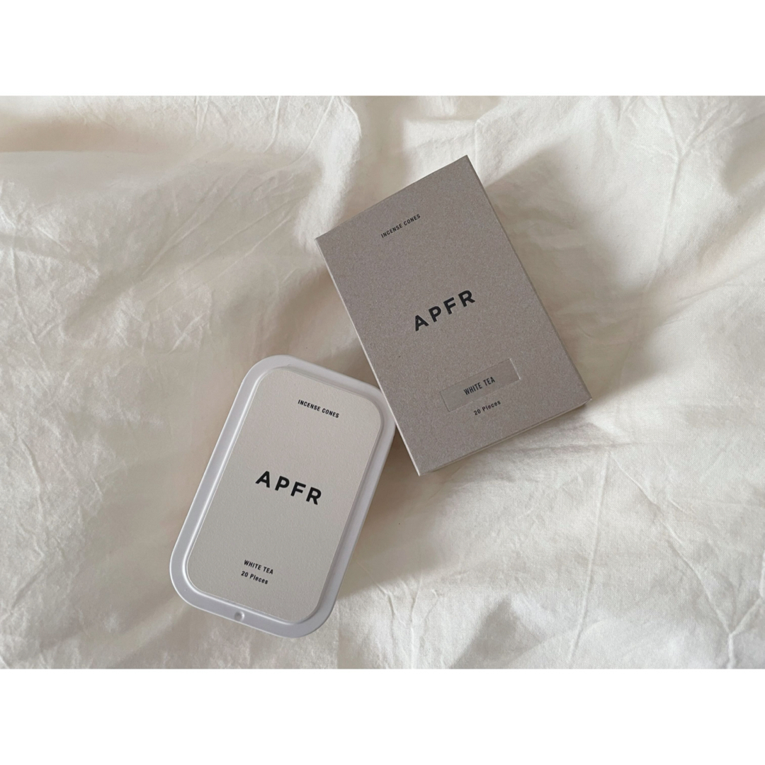 APOTHEKE FRAGRANCE(アポテーケフレグランス)のAPFR アポテーケ 空箱 WHITE TEA ホワイトティー コスメ/美容のリラクゼーション(お香/香炉)の商品写真