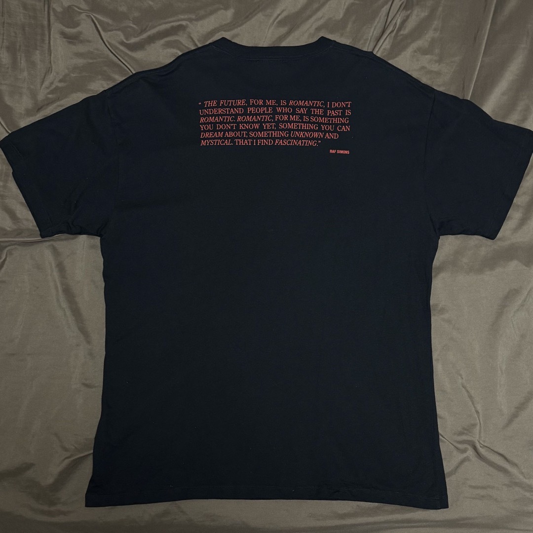 RAF SIMONS(ラフシモンズ)のRaf Simons t-Shirt Black Red Logo L メンズのトップス(Tシャツ/カットソー(半袖/袖なし))の商品写真