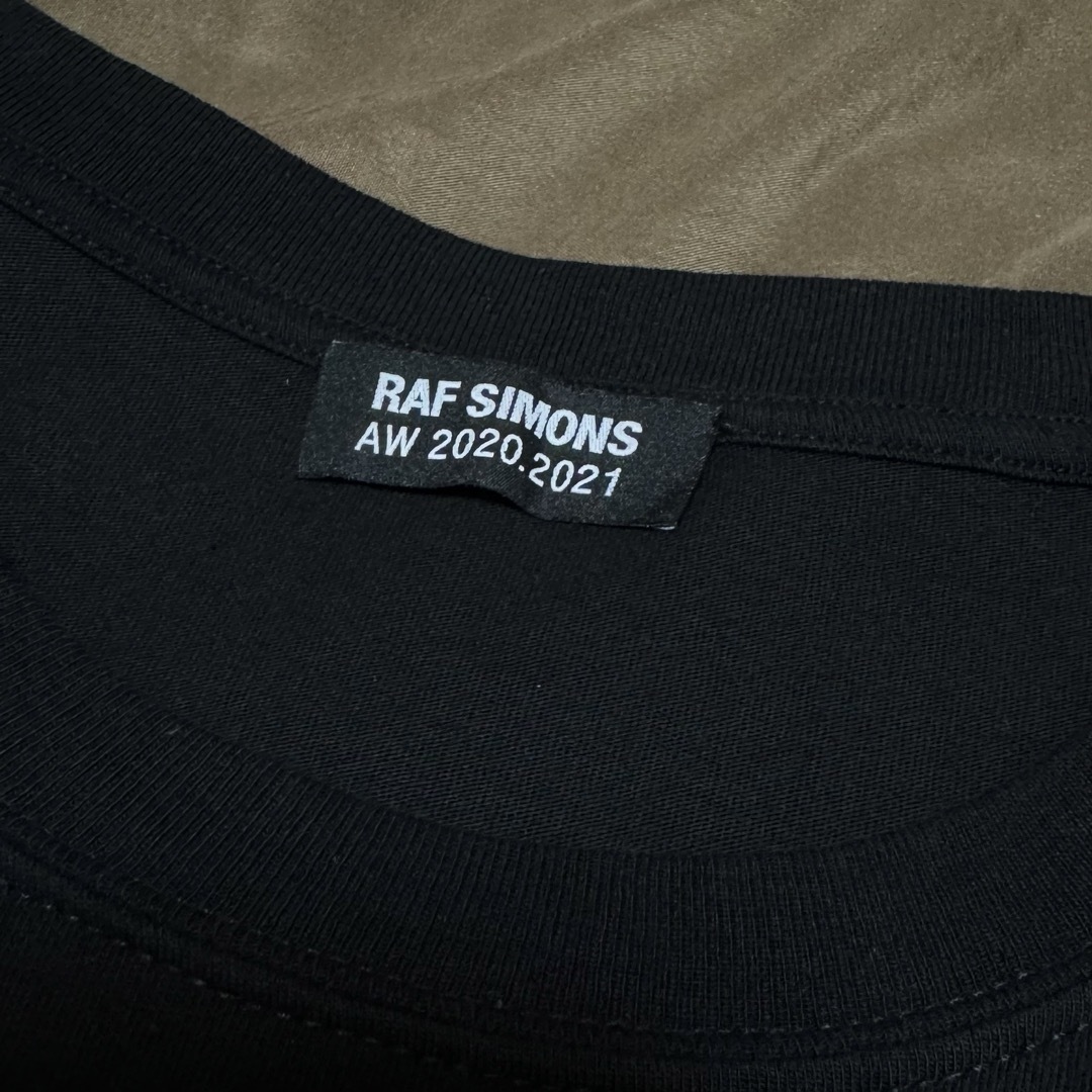 RAF SIMONS(ラフシモンズ)のRaf Simons t-Shirt Black Red Logo L メンズのトップス(Tシャツ/カットソー(半袖/袖なし))の商品写真