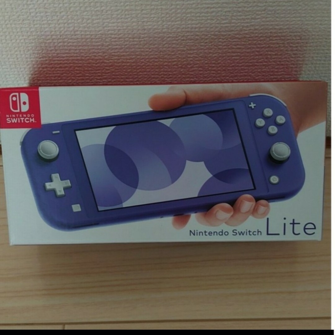 Nintendo Switch(ニンテンドースイッチ)のNintendo Switch LITE ブルー 本体 エンタメ/ホビーのゲームソフト/ゲーム機本体(携帯用ゲーム機本体)の商品写真