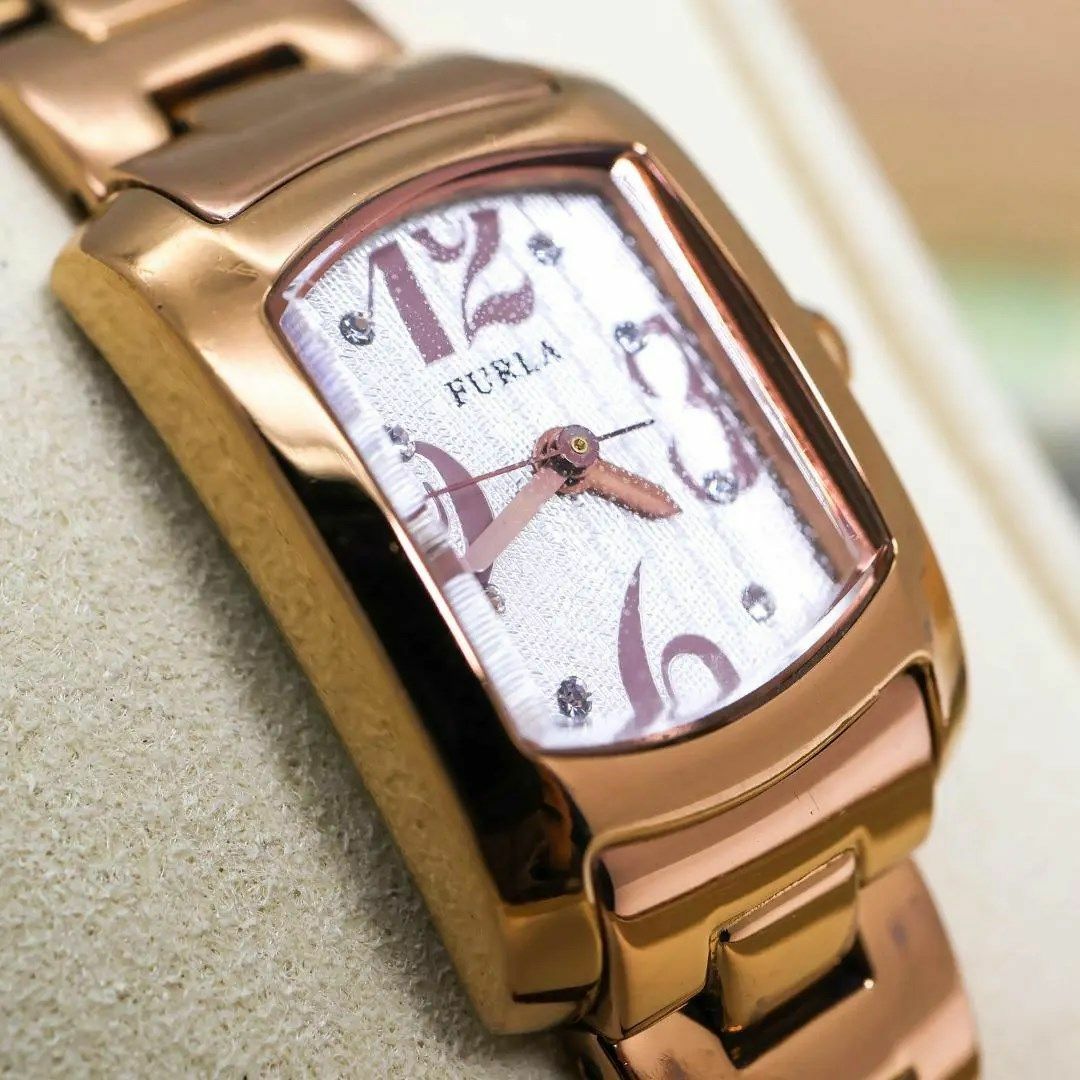 Furla(フルラ)の《人気》FURLA 腕時計 ピンクゴールド クォーツ レディース t レディースのファッション小物(腕時計)の商品写真