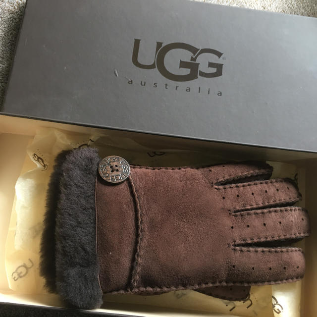 UGG(アグ)のshinkyou様専用♡UGG⭐︎手袋 レディースのファッション小物(手袋)の商品写真