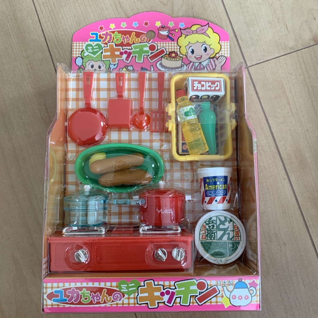 ユカちゃんのミニキッチン　新品　ガスコンロ キッズ/ベビー/マタニティのおもちゃ(その他)の商品写真