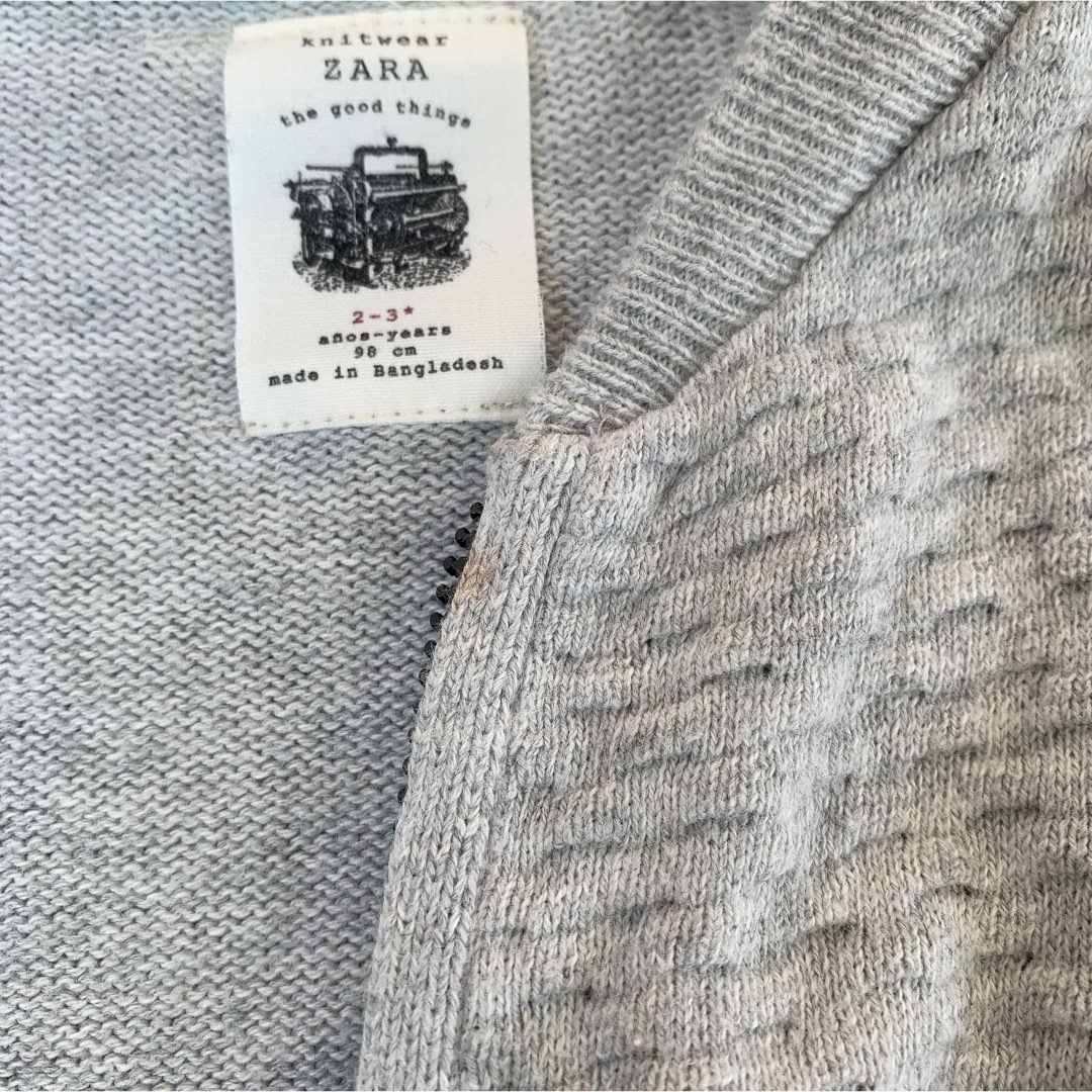 ZARA KIDS(ザラキッズ)の【値下げ】ZARA kids ザラ　キッズ　ニットジャケット　グレー　　98 キッズ/ベビー/マタニティのキッズ服男の子用(90cm~)(ジャケット/上着)の商品写真