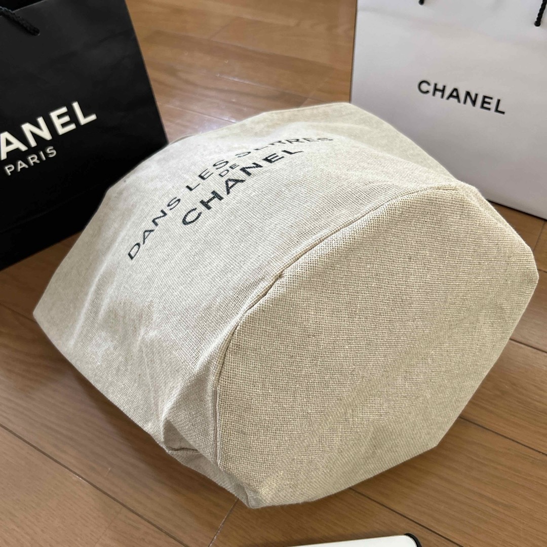 CHANEL(シャネル)の未使用　CHANELノベルティ　バケツ型かごバック　 レディースのバッグ(エコバッグ)の商品写真