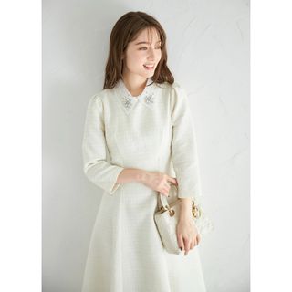 トッコクローゼット(TOCCO closet)のレース襟付きバックレースアップツイードワンピース【juchea ジュセア】(ひざ丈ワンピース)