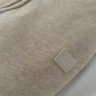 アクネストゥディオズ(Acne Studios)のAcne Studios スウェｯﾄパ-カ-(トレーナー/スウェット)