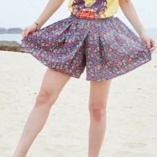 ヒステリックグラマー(HYSTERIC GLAMOUR)のベア キュロットスカート(キュロット)