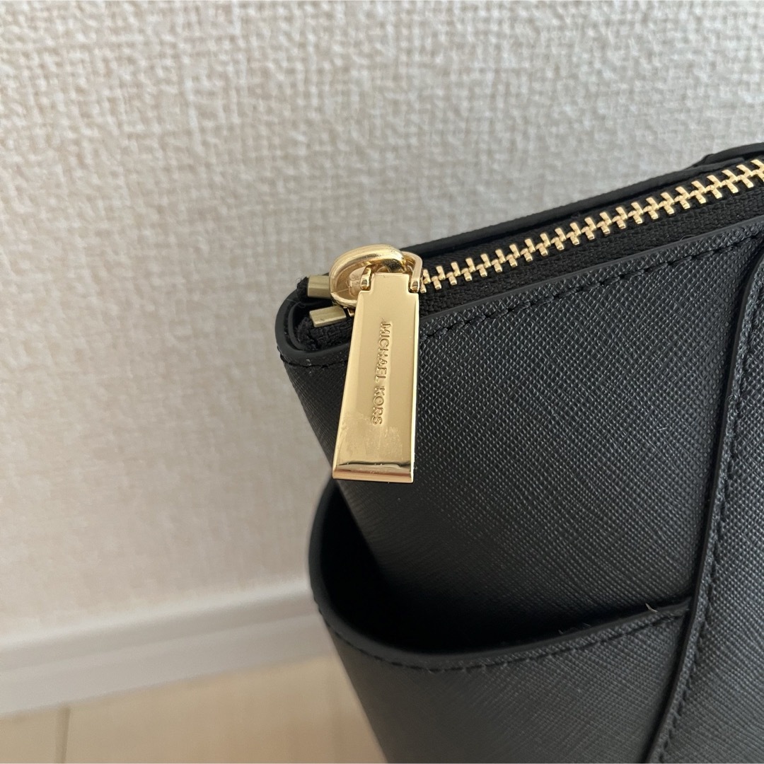 Michael Kors(マイケルコース)のマイケルコース　トートバッグ　ブラック　新品タグ付き レディースのバッグ(トートバッグ)の商品写真