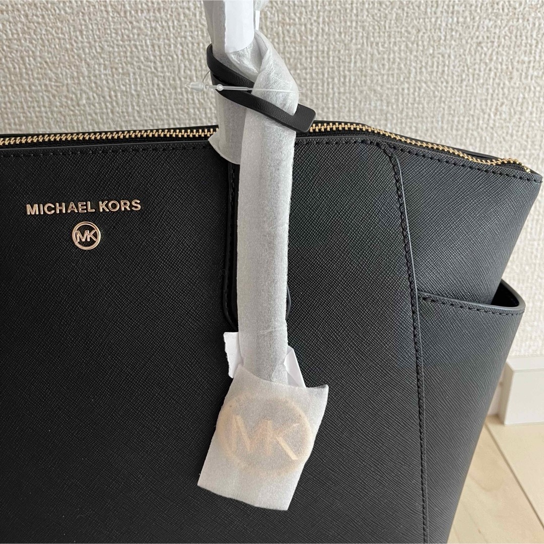 Michael Kors(マイケルコース)のマイケルコース　トートバッグ　ブラック　新品タグ付き レディースのバッグ(トートバッグ)の商品写真