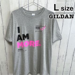 ギルタン(GILDAN)のUSA古着　GILDAN　Tシャツ　L　グレー　ピンク　プリント　ロゴ　コットン(Tシャツ/カットソー(半袖/袖なし))