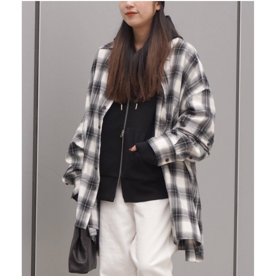 AP STUDIO(エーピーストゥディオ)のPROVOKE Oversized Check Shirts 36 レディースのトップス(シャツ/ブラウス(長袖/七分))の商品写真