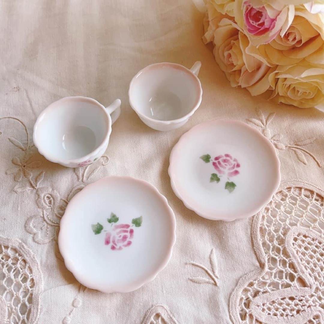 AfternoonTea(アフタヌーンティー)の♡マニーローズ♡ミニチュア5点セットイマンプリンセスローズ薔薇ニトリ陶器 ハンドメイドのおもちゃ(ミニチュア)の商品写真