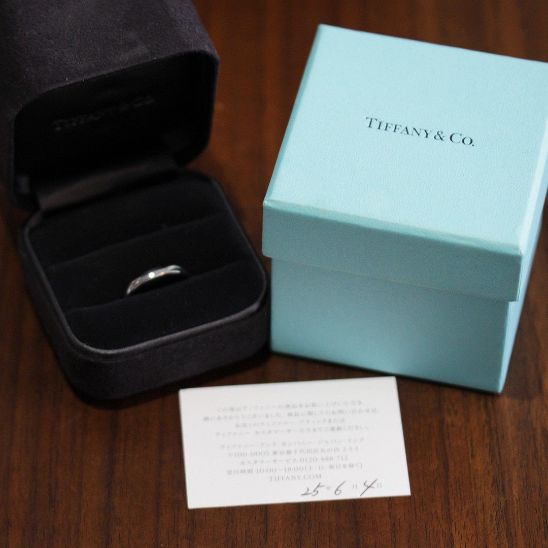 Tiffany & Co.(ティファニー)のティファニー プラチナバンドリング 18.5号 PT950 箱 メンズE0981 メンズのアクセサリー(リング(指輪))の商品写真