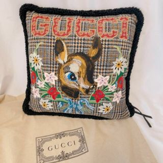 グッチ(Gucci)のGUCCI グッチ クッション チェック ウール 小鹿 バンビ 未使用(クッション)