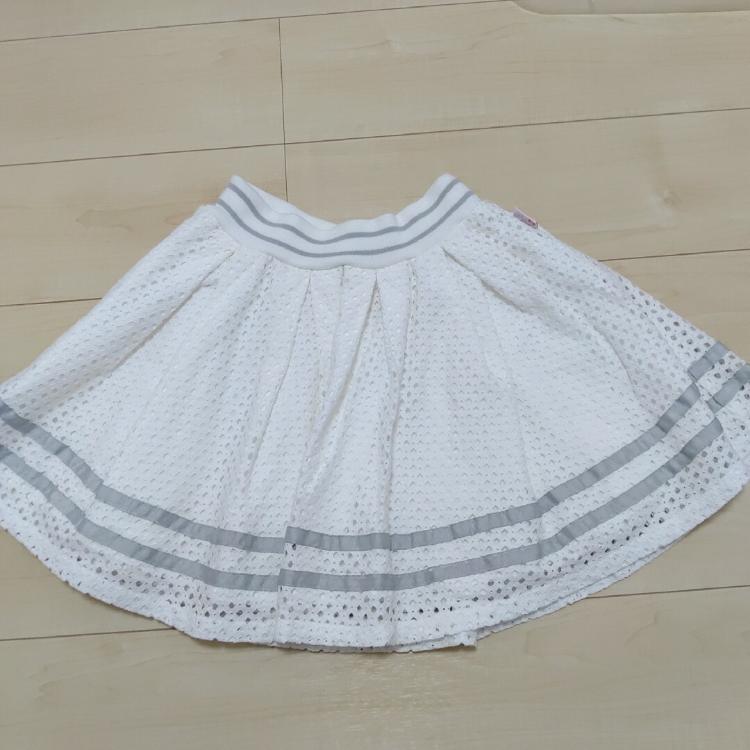 mezzo piano junior(メゾピアノジュニア)の良品 メゾピアノ レーススカート 140 キッズ/ベビー/マタニティのキッズ服女の子用(90cm~)(スカート)の商品写真