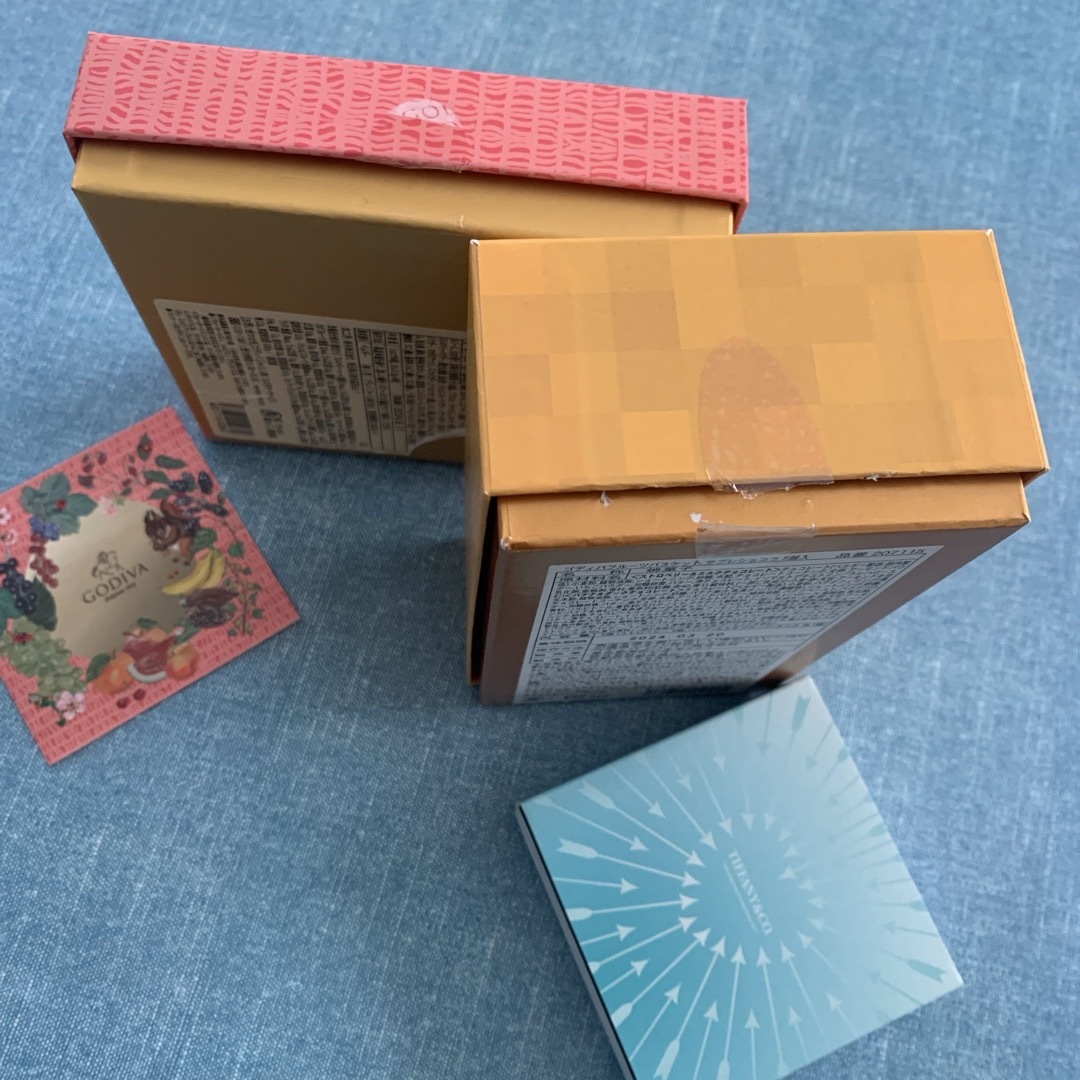 Tiffany & Co. - 値下げ❤️Tiffanyノベルティチョコ空箱 Tiffany & Co. - 値下げ❤️Tiffanyノベルティチョコ空箱