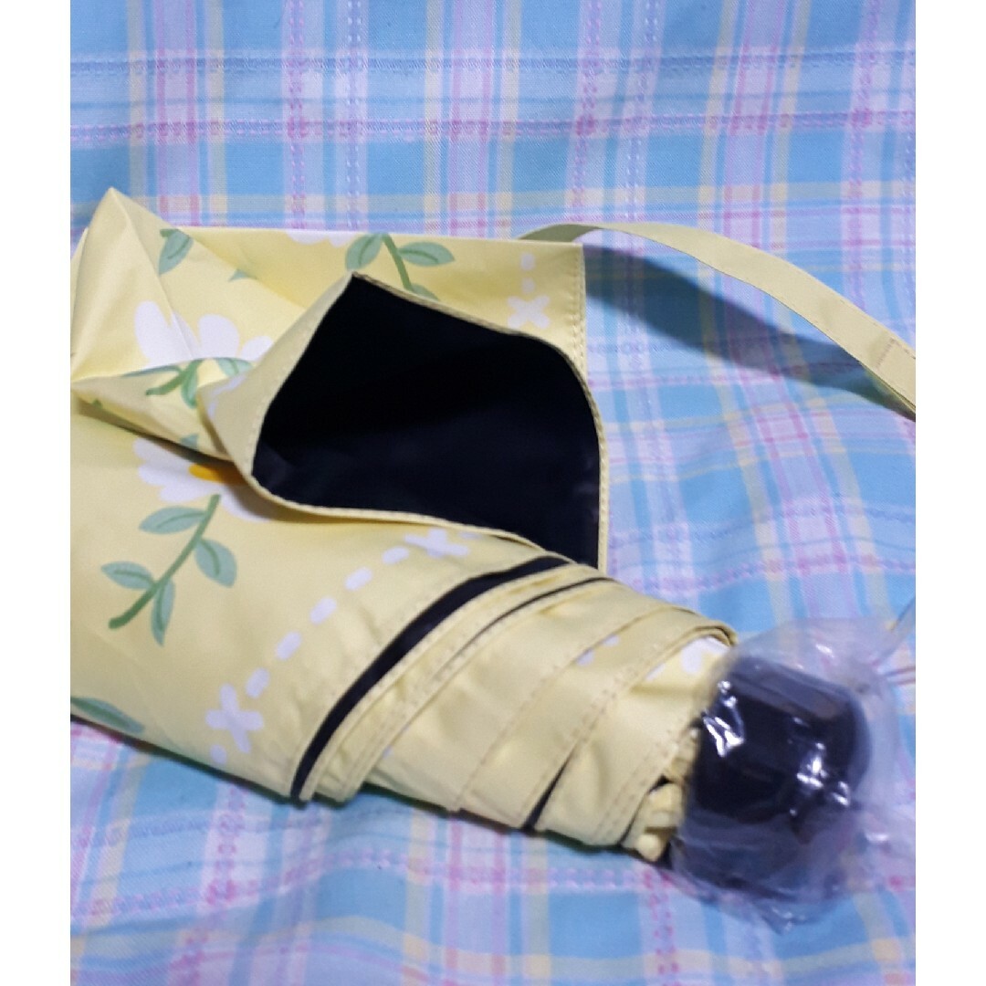 晴雨兼用折り畳み傘　雨傘　日傘　紫外線対策　UV対策 レディースのファッション小物(傘)の商品写真