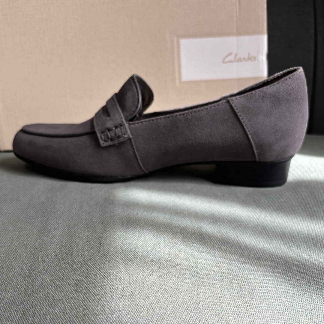 Clarks(クラークス)の【新品】クラークス　レディース ローファー  レディースの靴/シューズ(ローファー/革靴)の商品写真