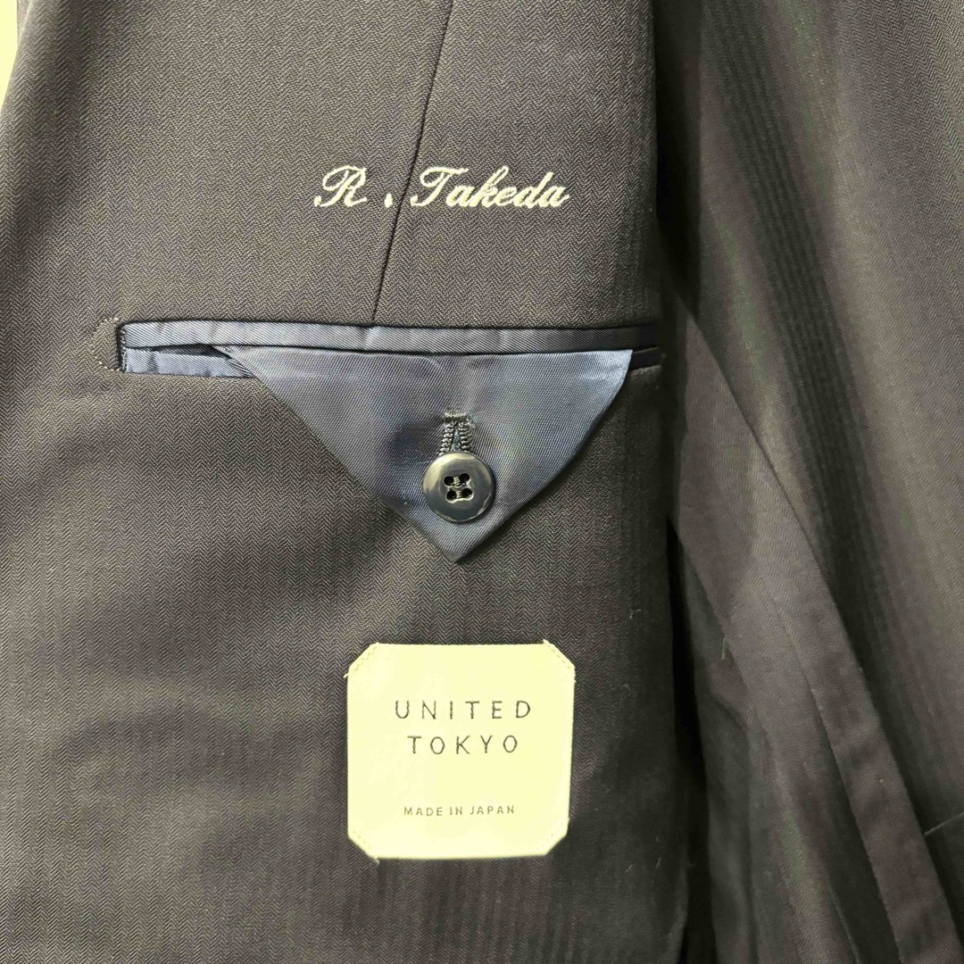 UNITED TOKYO(ユナイテッドトウキョウ)の新品 UNITED TOKYO スーツ Sサイズ ネイビー ストライプ メンズのスーツ(セットアップ)の商品写真