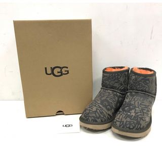 アグ(UGG)のUGG アグ クラシックストリートグラフィティミニ ショートムートンブーツ (ブーツ)