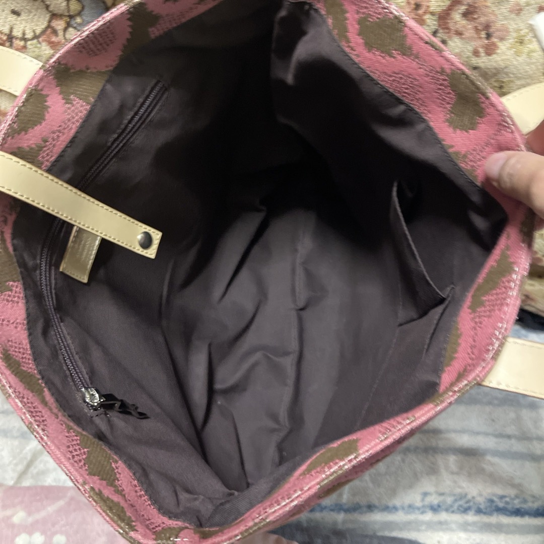 Vivienne Westwood(ヴィヴィアンウエストウッド)のヴィヴィアンウエストウッド  スクイグルトート レディースのバッグ(トートバッグ)の商品写真