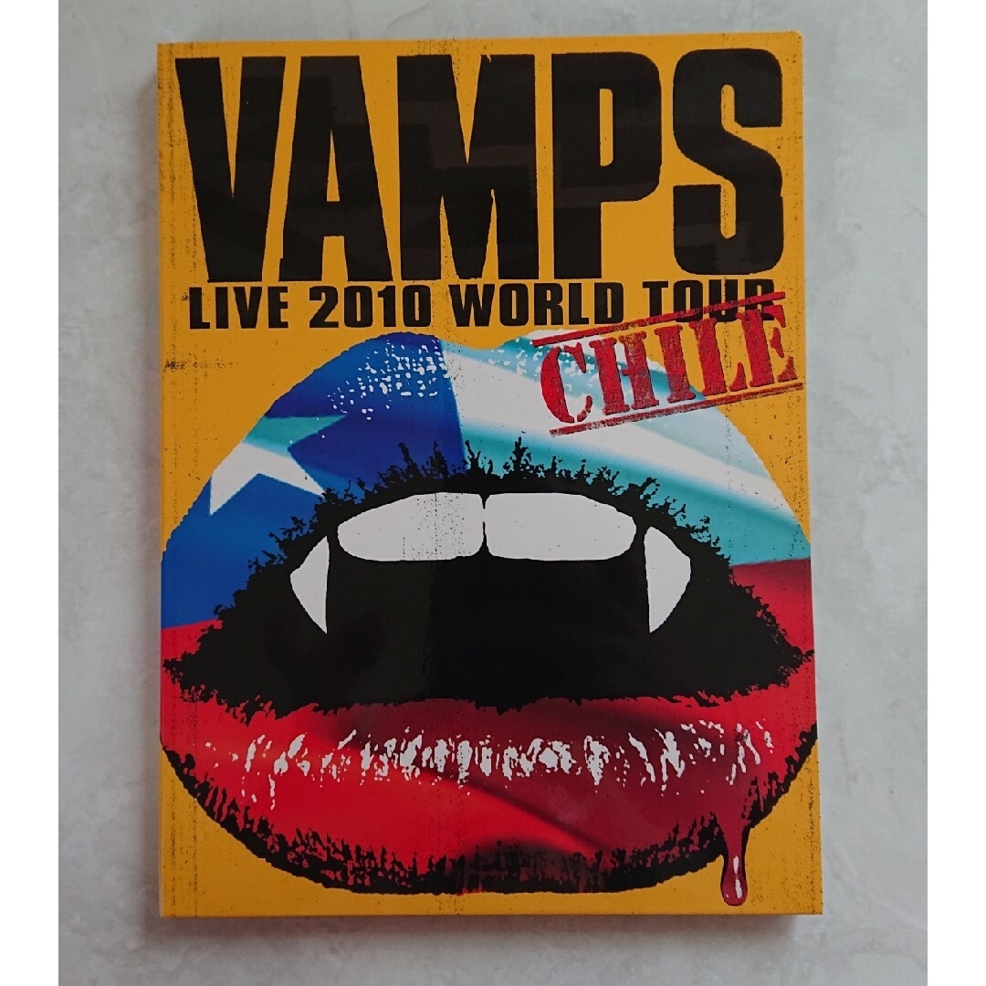 VAMPS　LIVE　2010　WORLD　TOUR　CHILE DVD エンタメ/ホビーのDVD/ブルーレイ(ミュージック)の商品写真