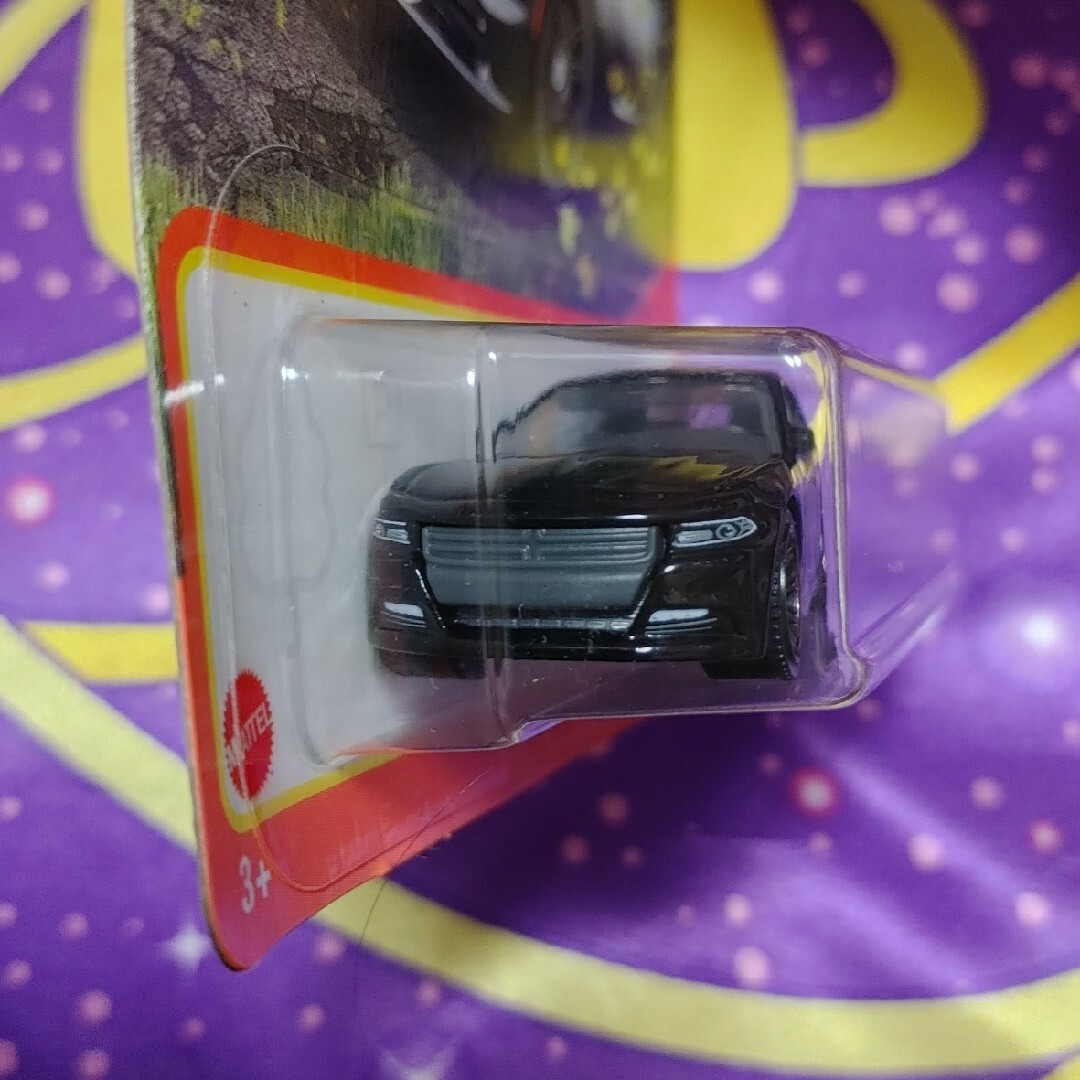 マッチボックス 2018 ダッジ チャージャー DODGE CHARGER 黒 エンタメ/ホビーのおもちゃ/ぬいぐるみ(ミニカー)の商品写真