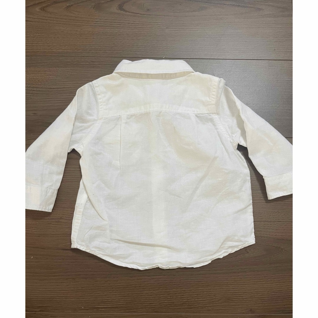 babyGAP(ベビーギャップ)のGAP リネンホワイトシャツ　70〜80 キッズ/ベビー/マタニティのベビー服(~85cm)(シャツ/カットソー)の商品写真