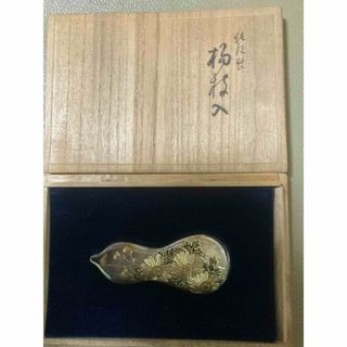 純銀製　楊枝入　２６．６１ｇ　箱付(金属工芸)