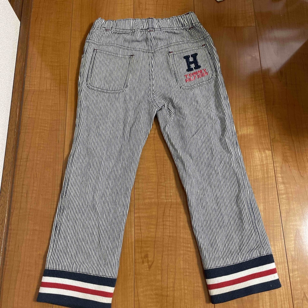 TOMMY HILFIGER(トミーヒルフィガー)のTOMMY HILFIGER 長ズボン　ヒッコリー　サイズ6 キッズ/ベビー/マタニティのキッズ服男の子用(90cm~)(パンツ/スパッツ)の商品写真