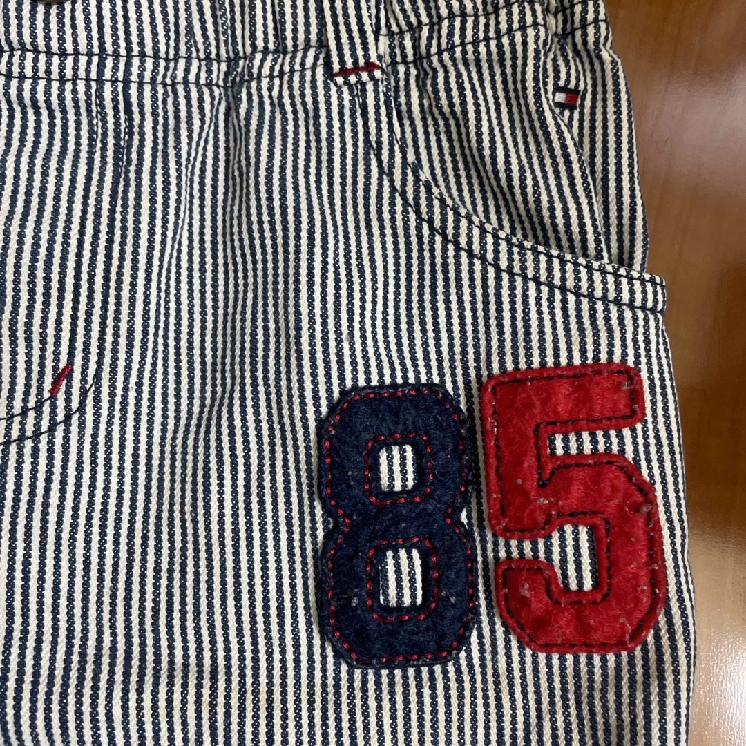 TOMMY HILFIGER(トミーヒルフィガー)のTOMMY HILFIGER 長ズボン　ヒッコリー　サイズ6 キッズ/ベビー/マタニティのキッズ服男の子用(90cm~)(パンツ/スパッツ)の商品写真