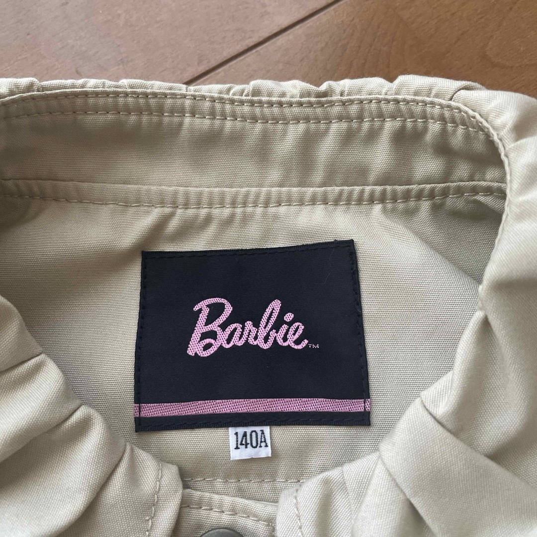 Barbie(バービー)のBarbie バービー　ジャンパー　140 キッズ/ベビー/マタニティのキッズ服女の子用(90cm~)(ジャケット/上着)の商品写真