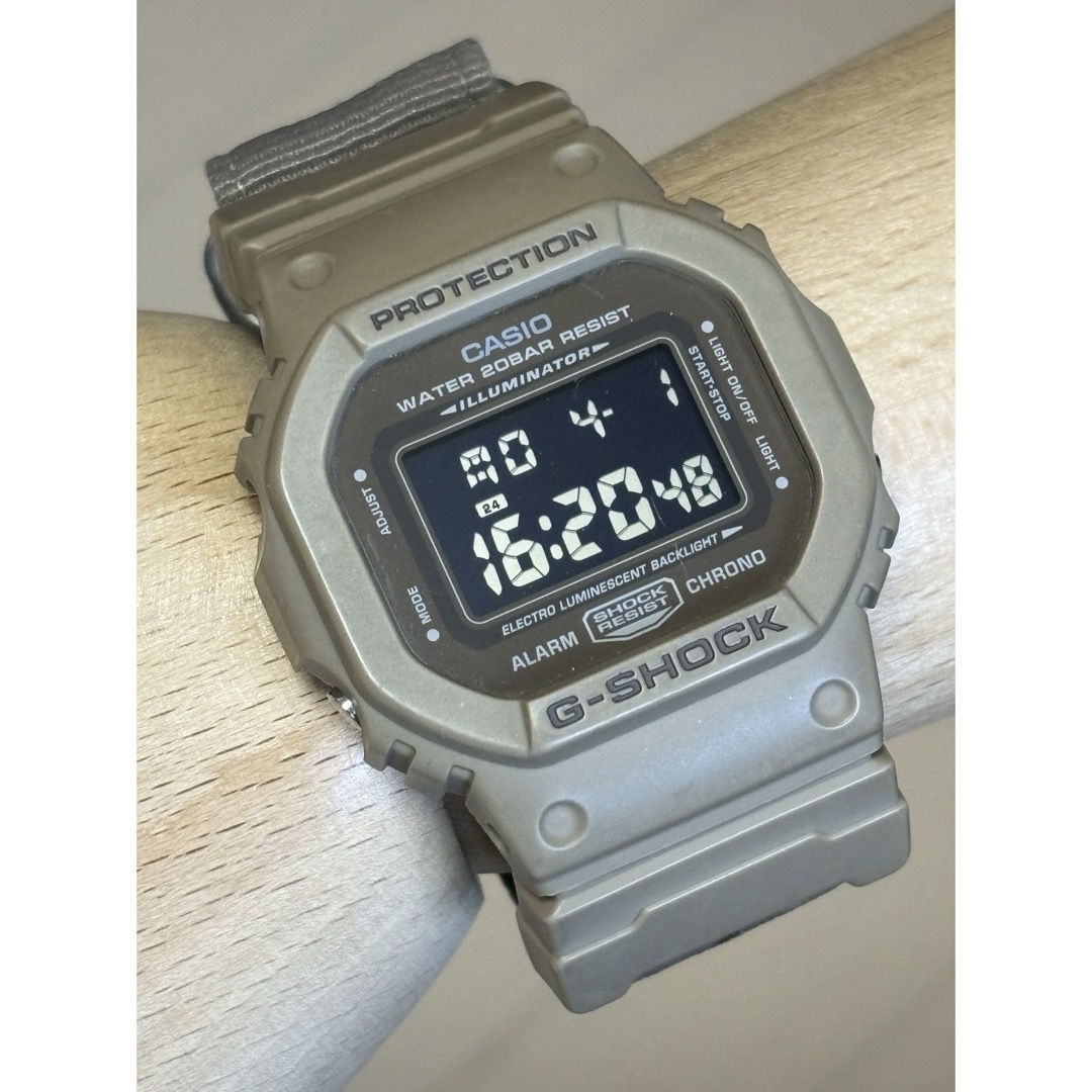 G-SHOCK(ジーショック)のG-SHOCK/ミリタリー/迷彩/カモ/DW-5600/スピード/NATOベルト メンズの時計(腕時計(デジタル))の商品写真