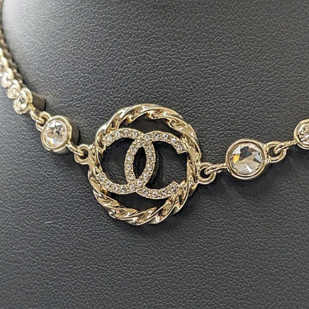 CHANEL(シャネル)のCHANEL　シャネル　ココマーク チョーカー レディースのアクセサリー(ネックレス)の商品写真