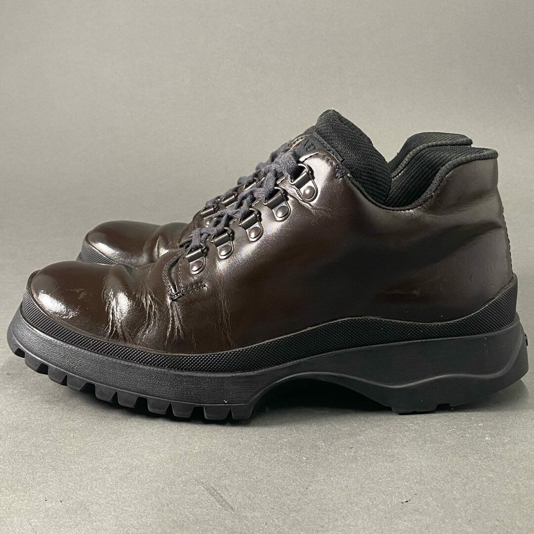 PRADA(プラダ)の3d1 PRADA プラダ イタリア製 トレッキングシューズ ブーツ レースアップ ビブラムソール 6 1/2 ブラウン レザー MADE IN ITALY メンズの靴/シューズ(ブーツ)の商品写真
