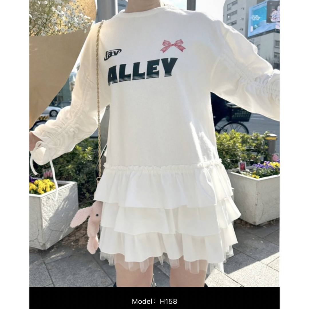 w closet(ダブルクローゼット)のAlley by w closet 裾ティアードドロスト袖チュニックワンピース レディースのトップス(シャツ/ブラウス(長袖/七分))の商品写真